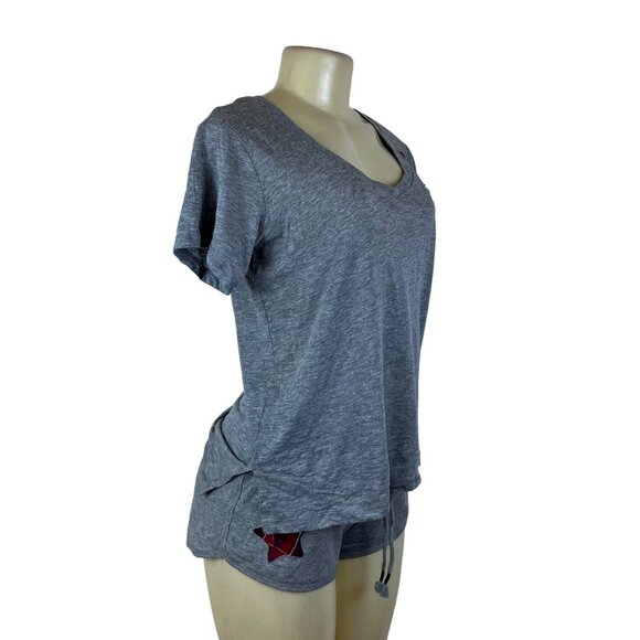 Cozy Zoe Women’s Heather Gray Lounge Set W/ Red Plaid Star and Shorts Sz S - New - Picture 2 of 16